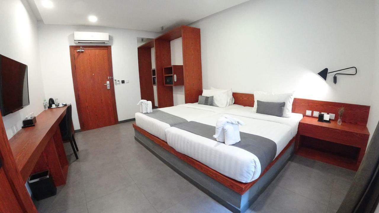 Hotel Records Phnompenh Exteriér fotografie
