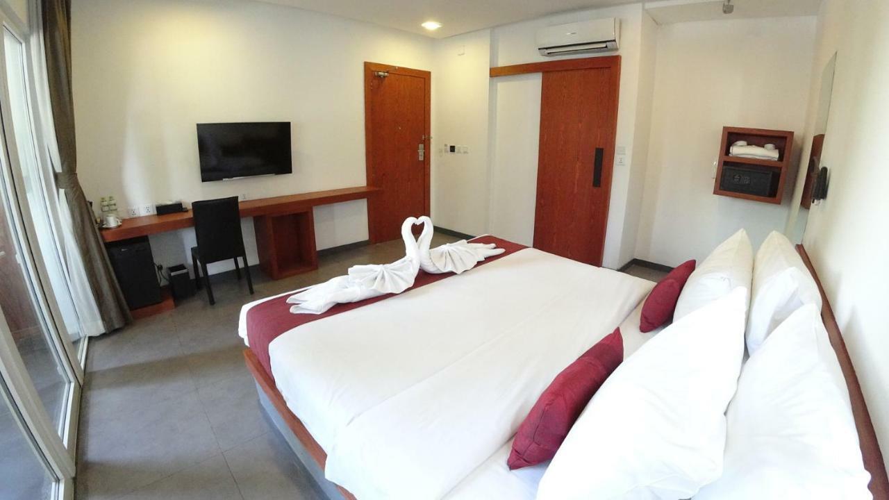 Hotel Records Phnompenh Exteriér fotografie